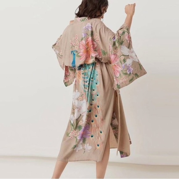 Tops - Boho peacock 🦚 kimono NWT multi color large